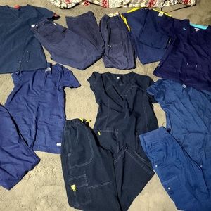 XS Navy scrubs